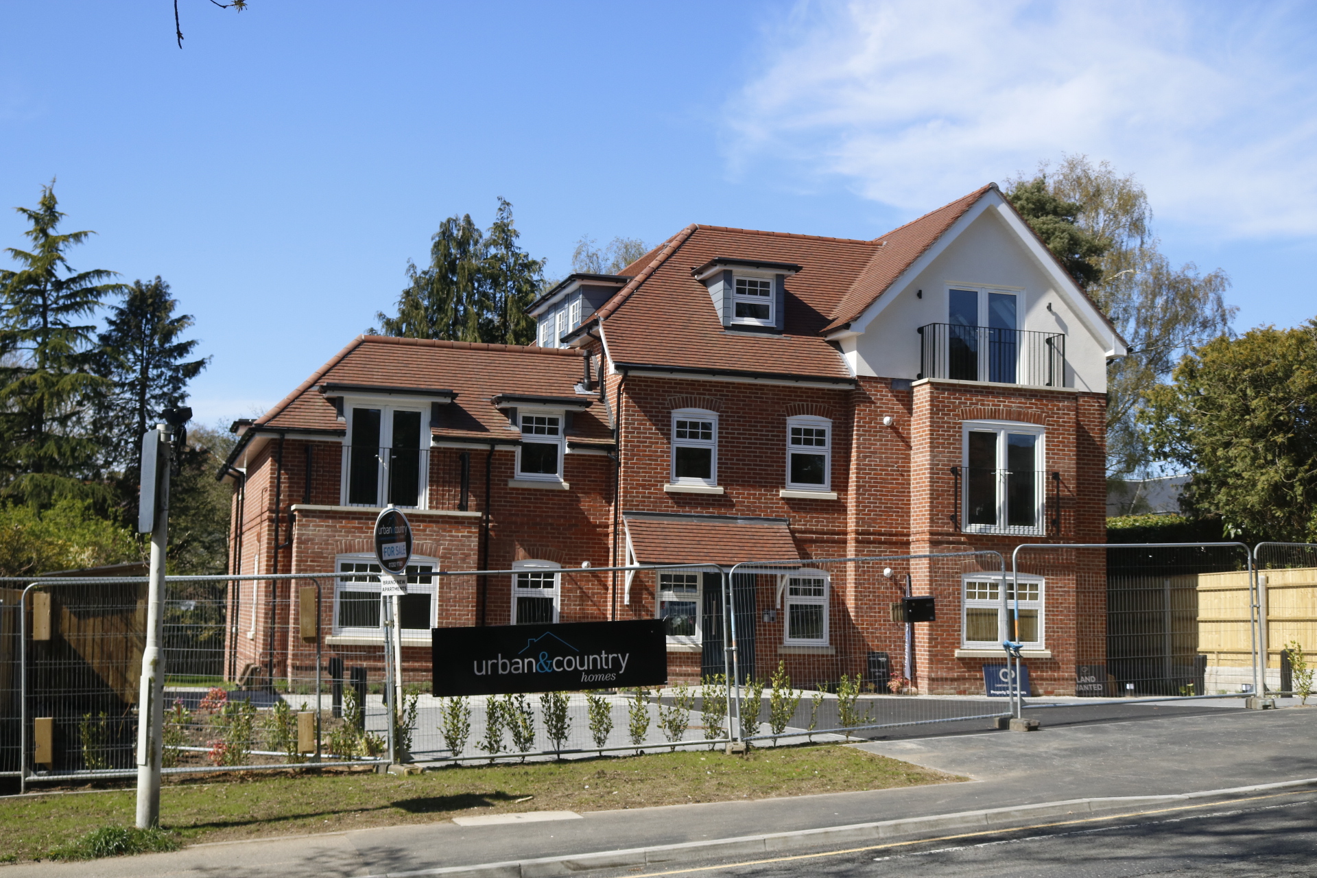 Urban & Country Homes BH18 WOODLAND VIEW, Broadstone